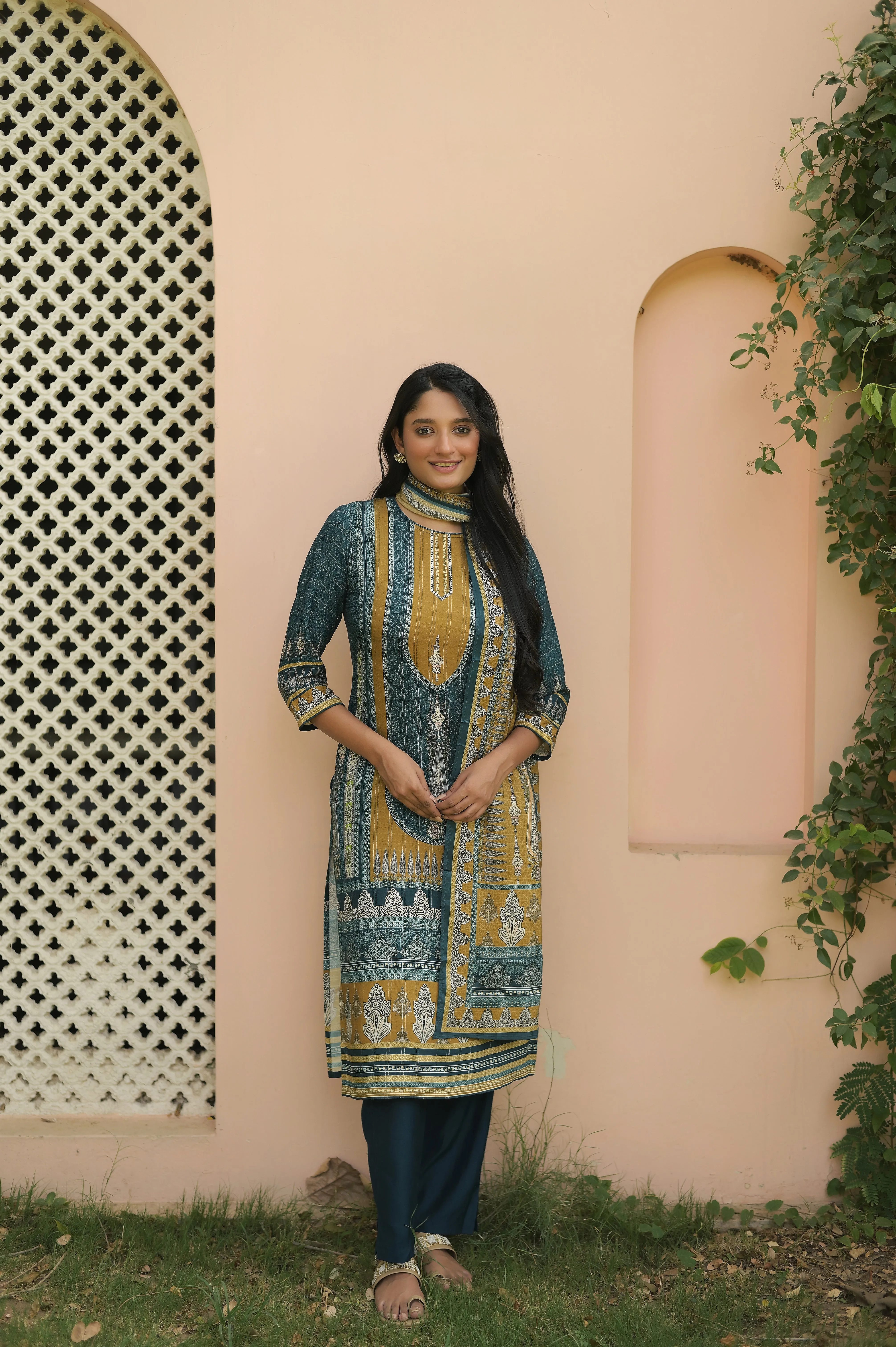 Aqua Blossom Paisley Kurta Set With Dupatta