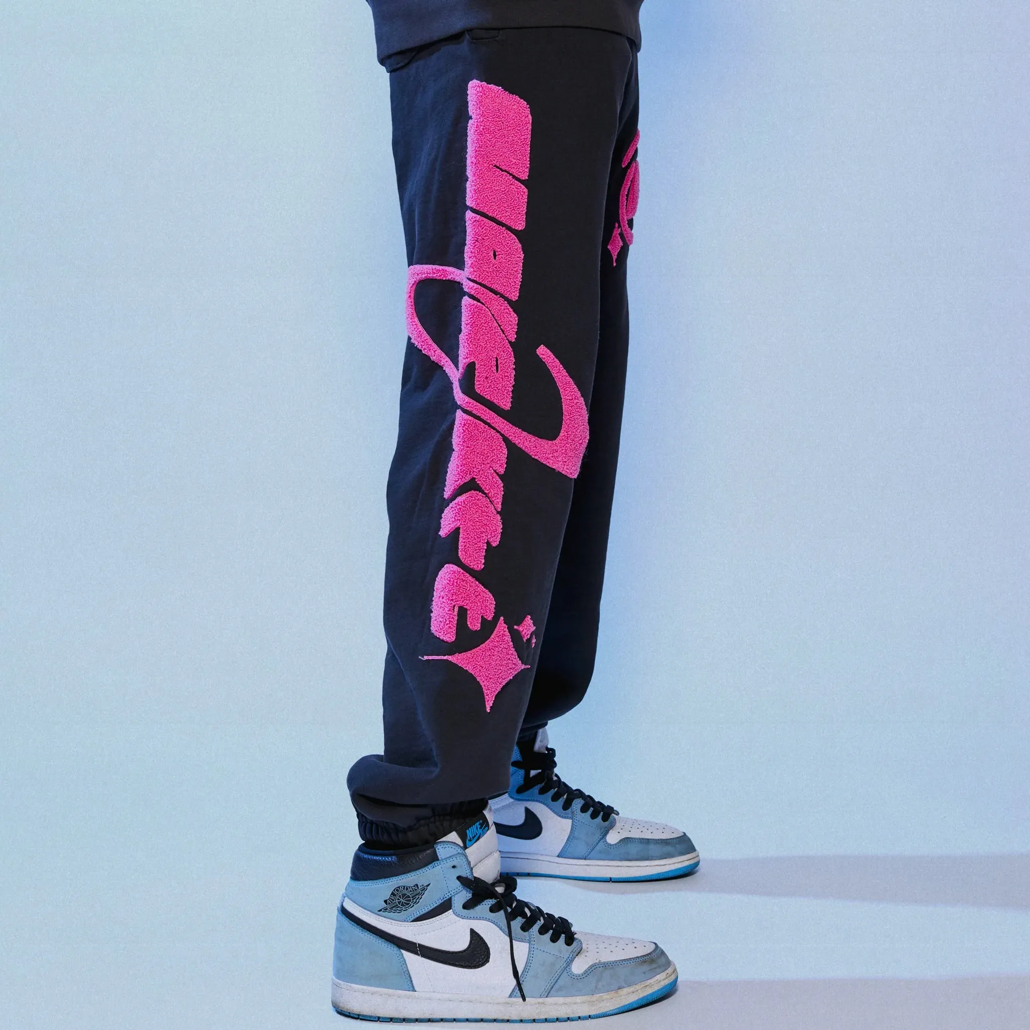 COSMO MARKET SWEATPANTS (Black)