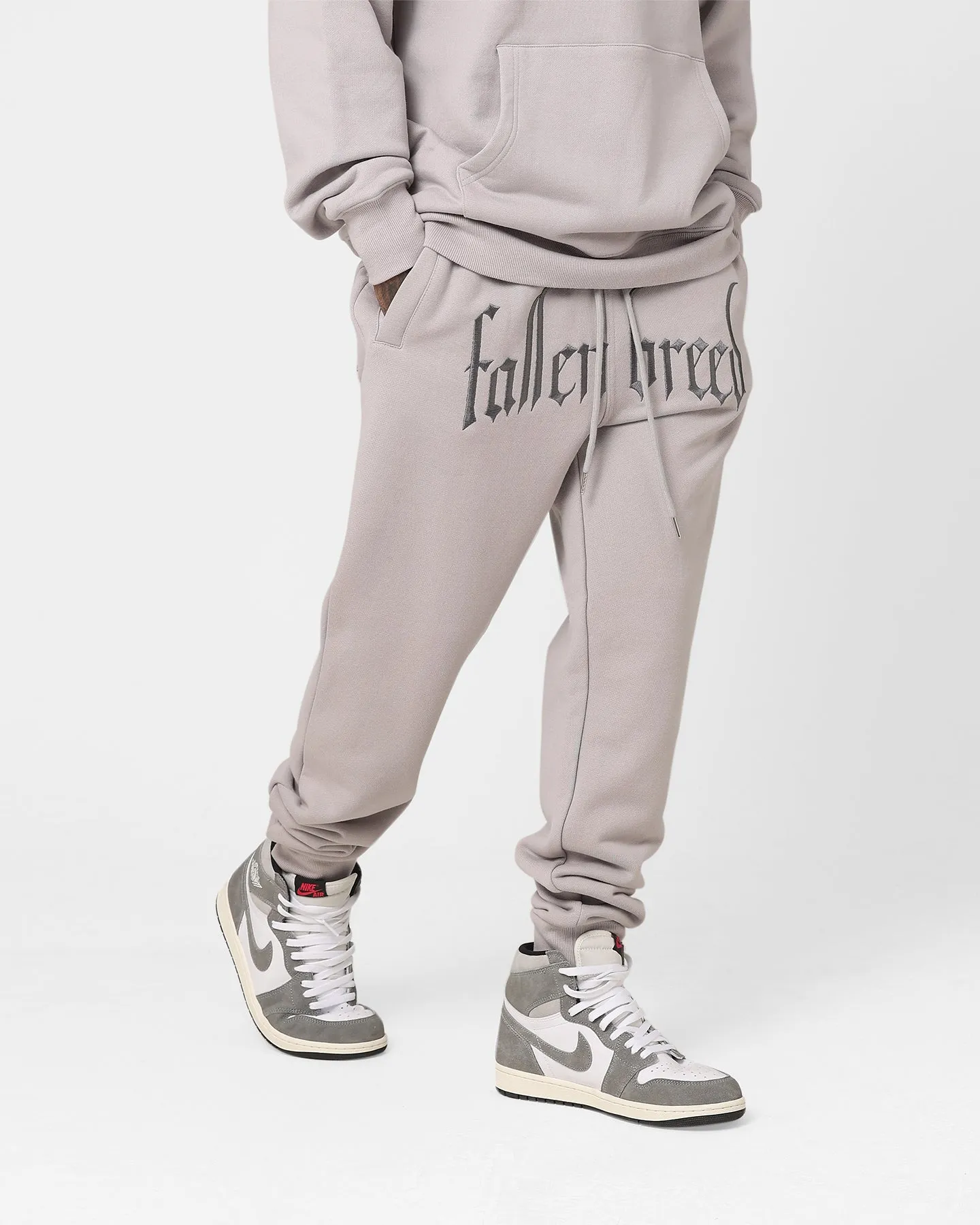 Fallen Breed Logo Sweatpants Light Grey