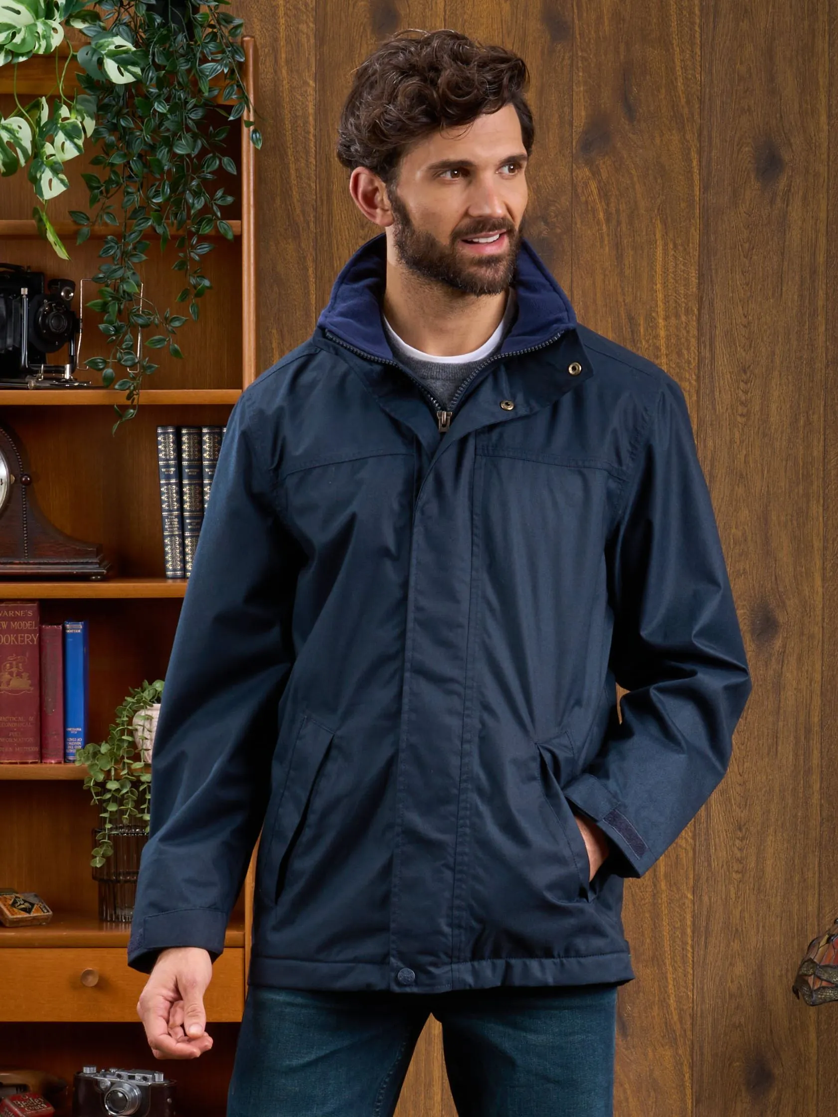 Fernley Men's Waterproof Weekend Coat In Navy