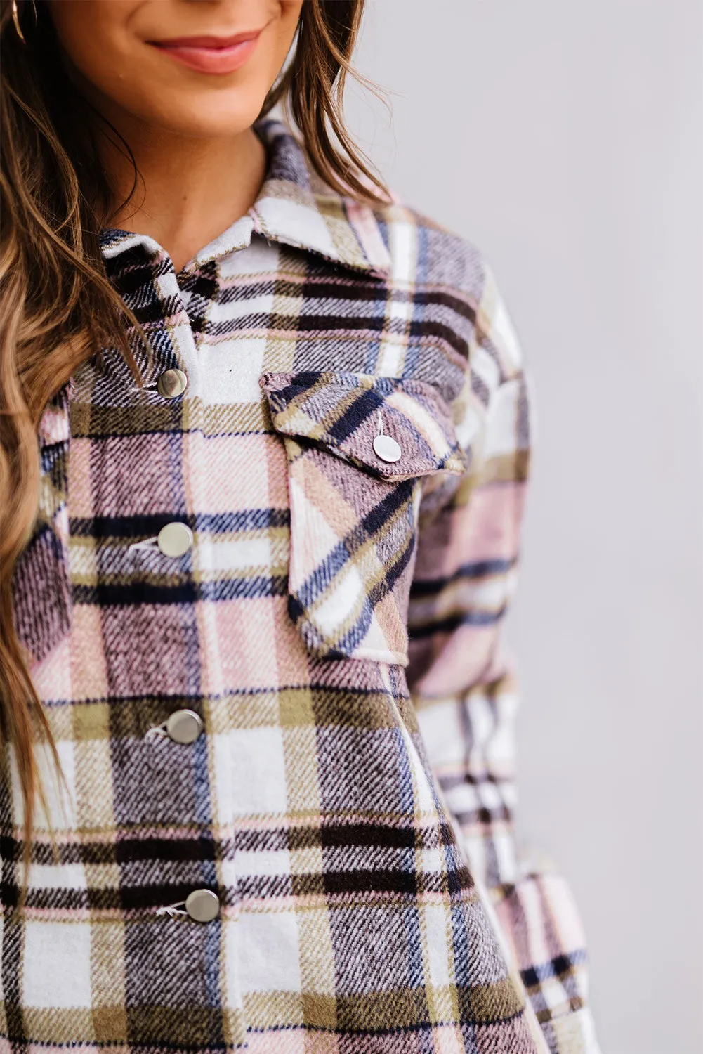 Geometric Plaid Print Pocketed Shirt