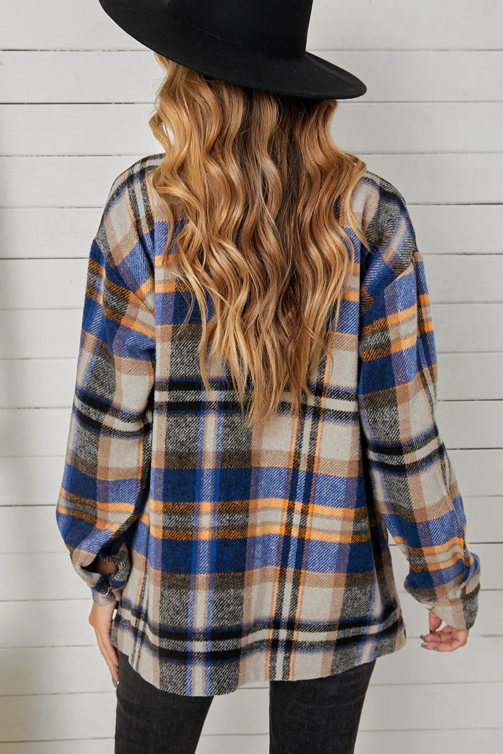 Geometric Plaid Print Pocketed Shirt