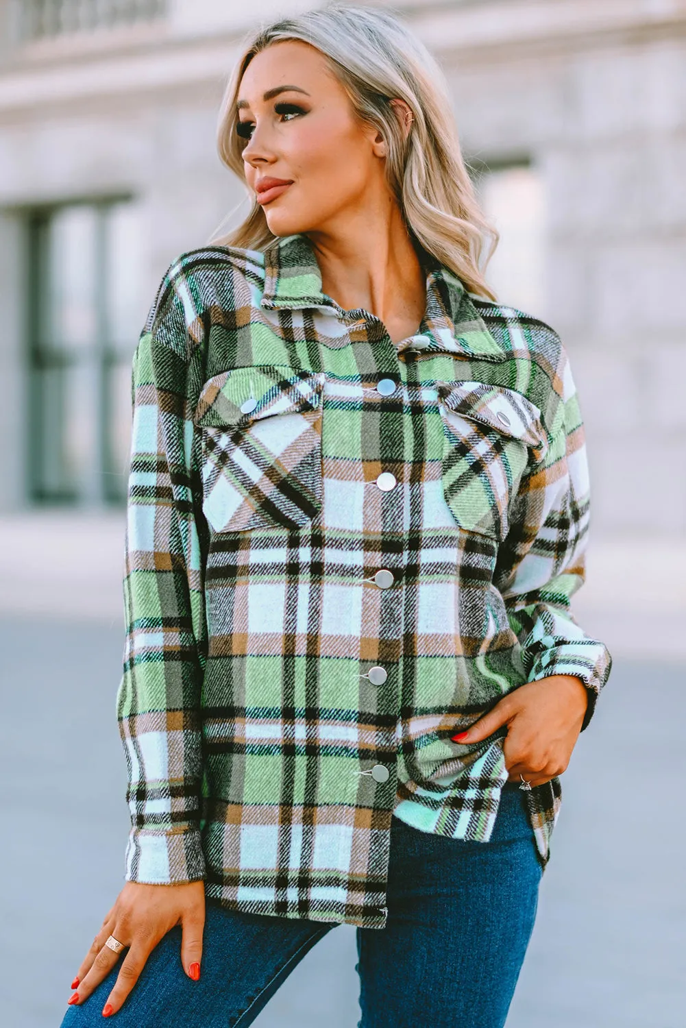 Geometric Plaid Print Pocketed Shirt