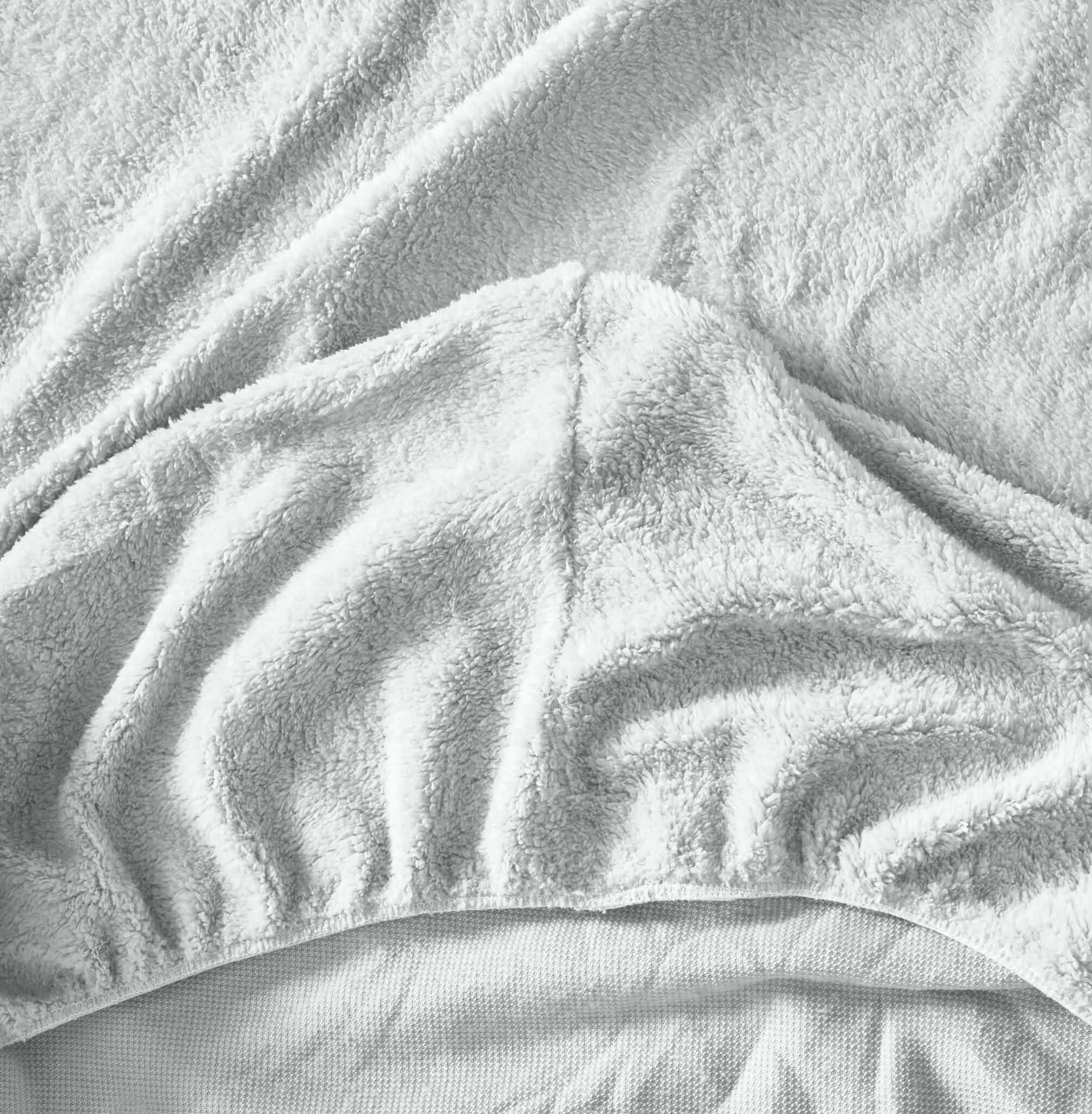 Hibernate Cosy Collection Super Soft Teddy Fleece Fitted Sheet - SiIver