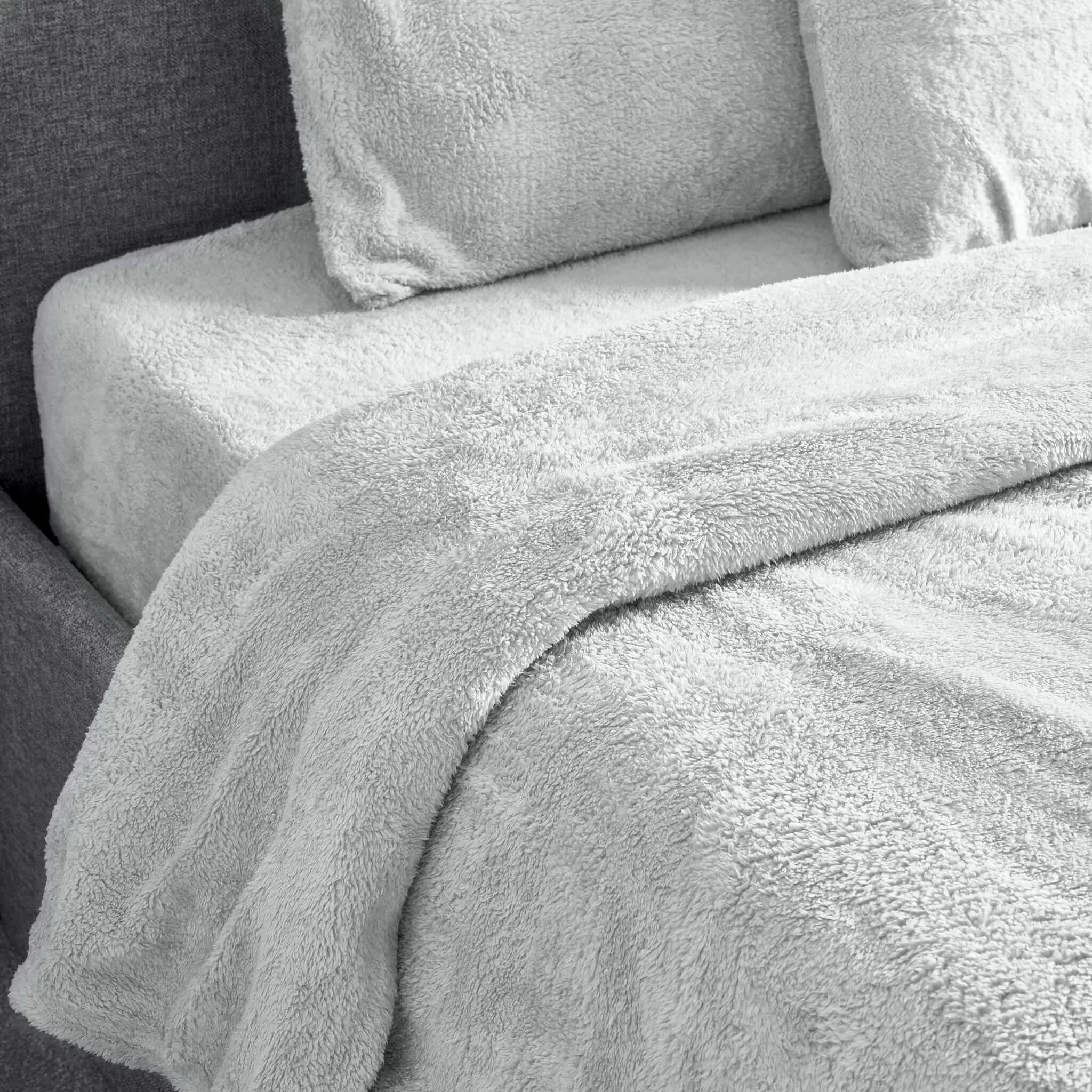 Hibernate Cosy Collection Super Soft Teddy Fleece Fitted Sheet - SiIver