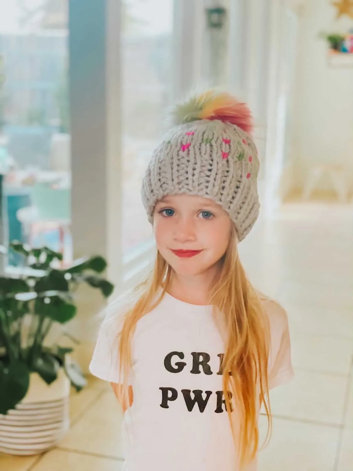 Youth Knit Heart Pom Hat | Thaw Gray Rainbow